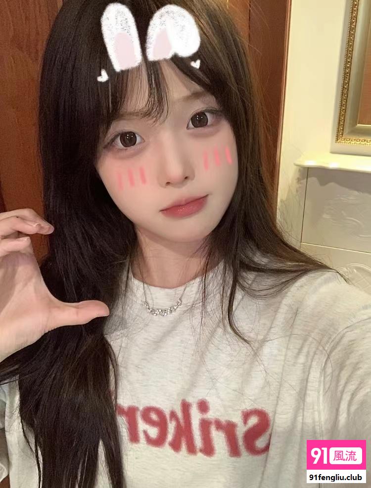 清纯小萝莉带楼兼职外出